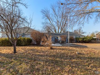 30 N Joyce Ellen Way
