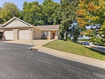 163 Browns Rd APT 102