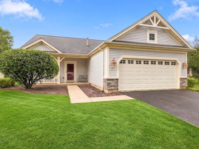 11723 Wildrose Dr