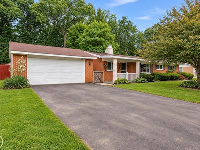 52161 Brentwood Dr