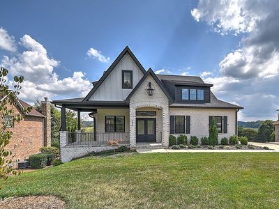 141 Laurel Ridge Dr
