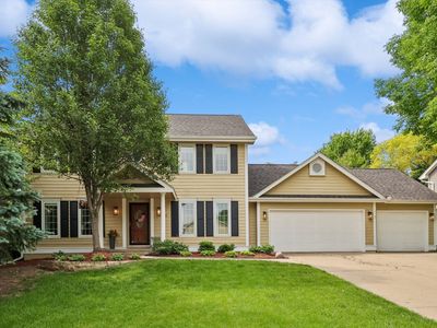 14558 Hawthorn Dr