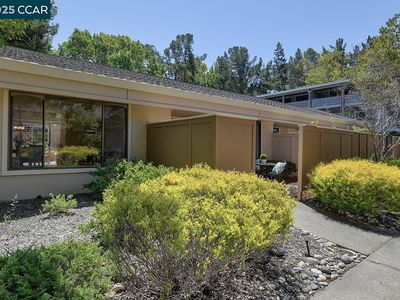 1152 Fairlawn Ct APT 3