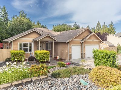 4000 NE Breakwater Court