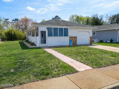23 Barbados Drive S