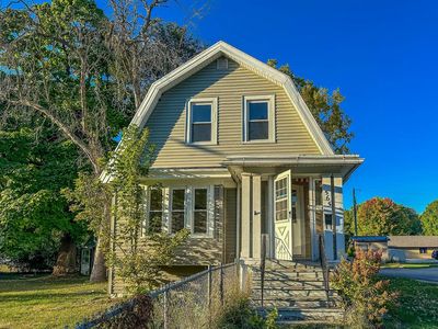 565 West Scott STREET