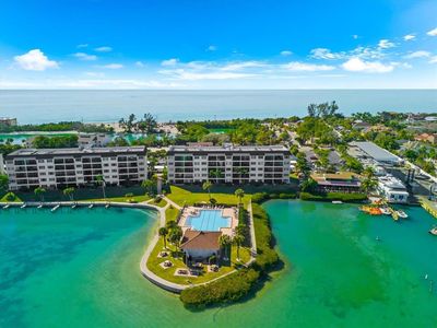 8897 Midnight Pass Rd APT 105