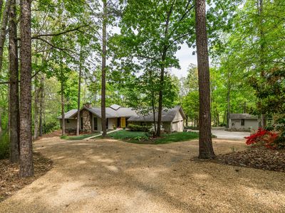 2111 Coleman Pl