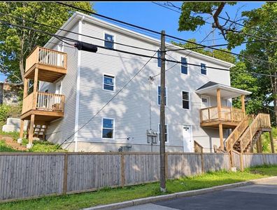 132 Elm St