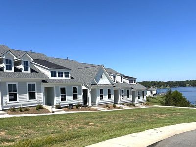 220 Lake Greenwood Blvd