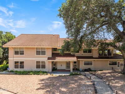 1365 Oak Ave