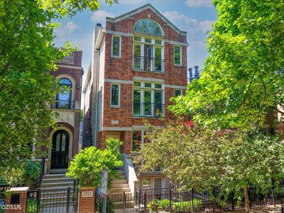 1717 W Nelson St #2