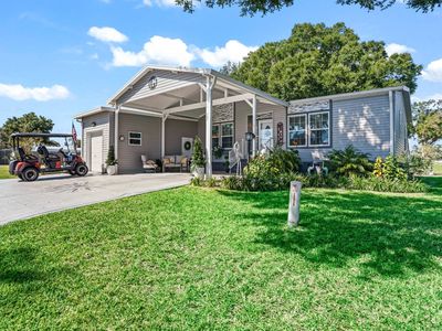 702 Bishop Dr