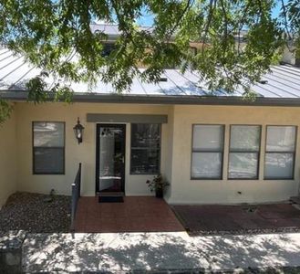 220 Riverhill Club Ln