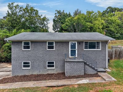 5411 Parkridge Dr