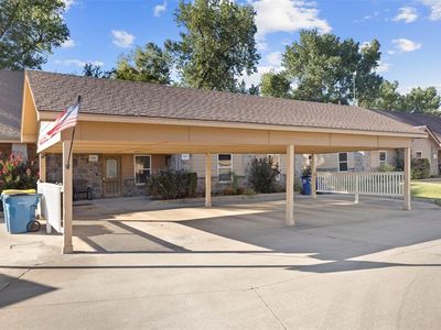 Property at 524 E Greenbriar Cir, Stillwater, OK
