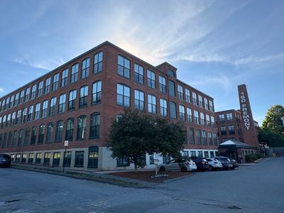 160 Fremont St Unit 105