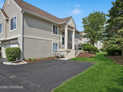 425 Cary Woods Cir