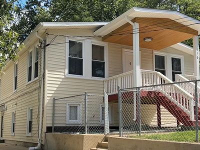 516 Mentor Ave