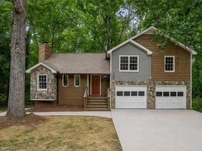 1450 Ashbrook Dr