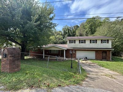 405 Crestview Dr