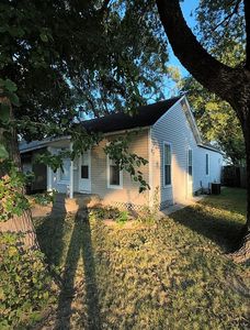 Property at 413 E 1st St, Grand Island, NE