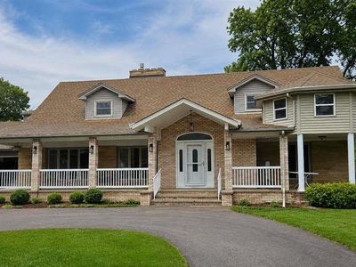 64 Skyline Dr