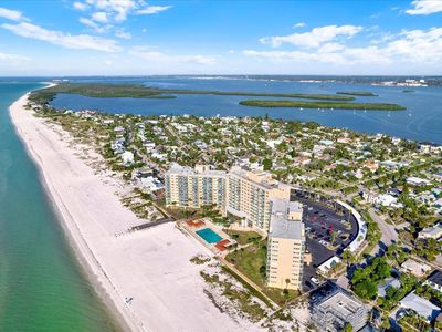 880 Mandalay Ave APT N601