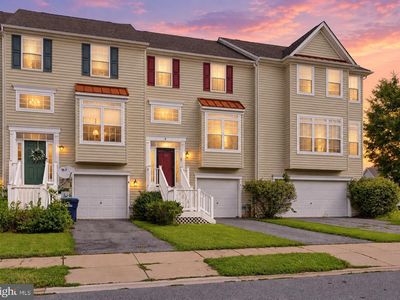4 Harrowgate Dr