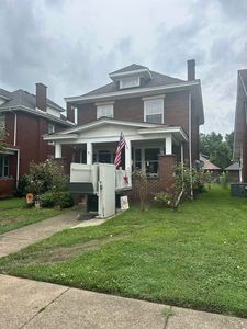 2962 3rd Ave