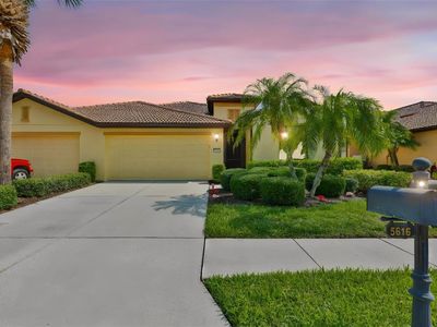Property at 5618 Sunset Falls Dr, Apollo Beach, FL