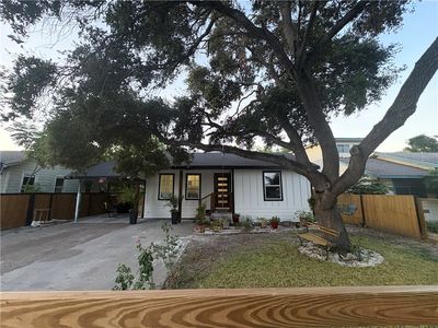 2126 Harriett Dr