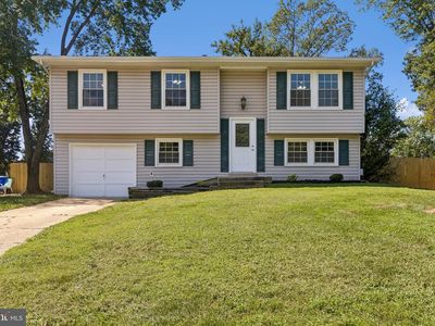 2153 Crest Cir