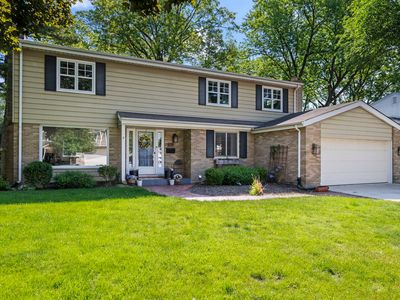 125 N Gibbons Ave