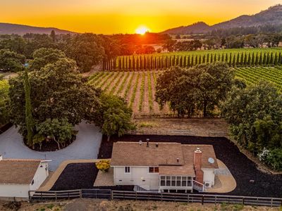 8021 Sonoma Highway