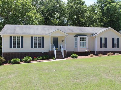 110 Georgia Manor Ln