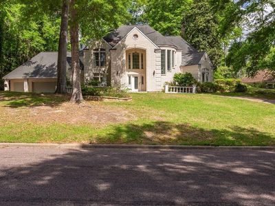 555 Willow Dr