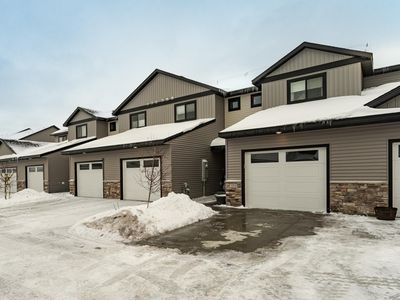 5205 Harvest Square Pl NW