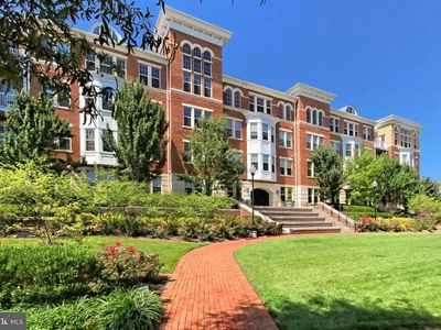 400 Cameron Station Blvd APT 126