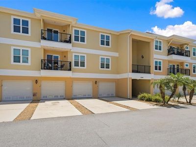 5064 Royal Palms Way APT 204