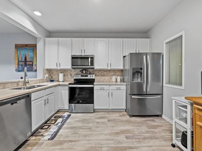 2815 Kings Crossing Dr APT 302