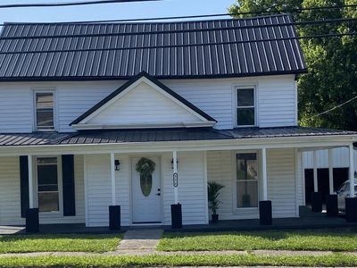 516 E Main St
