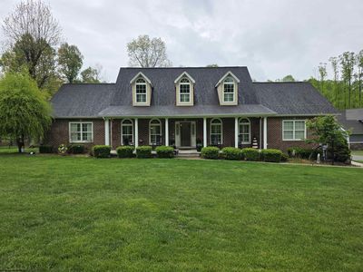 264 Riverdale Dr
