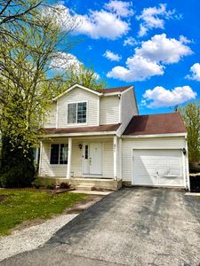 Property at 211 Pembrook Ct, Round Lake Beach, IL