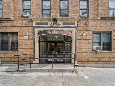 2186 Cruger Avenue #4B