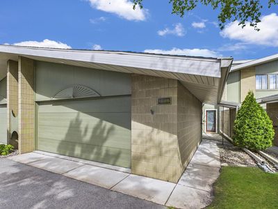 1225 West NICOLET CERCLE