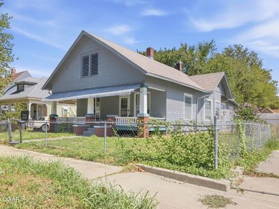 1731 S Jackson Ave