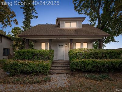 20910 Collingham Ave