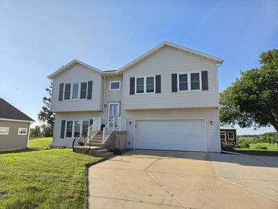6738 Henry Rd