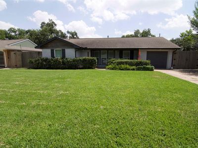 5417 Nina Lee Ln